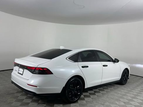 Used 2025 Honda Accord LX image 5