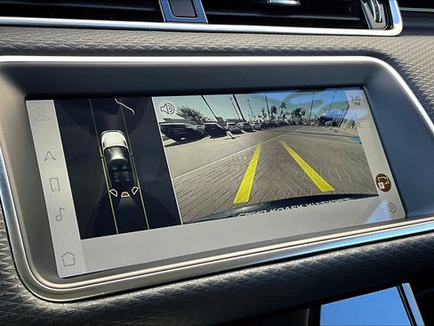 Used 2023 Land Rover Range Rover Evoque S image 21