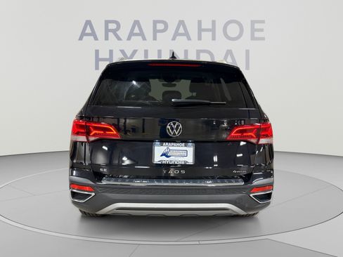 Used 2023 Volkswagen Taos SE w/ Black Wheel Package AWD/4WD image 4