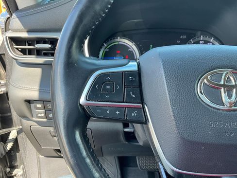 Used 2021 Toyota Highlander Platinum AWD/4WD image 10
