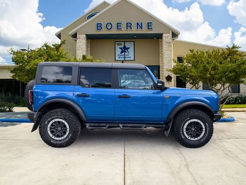 Used 2023 Ford Bronco Badlands AWD/4WD image 6