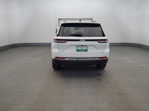 Used 2022 Jeep Grand Cherokee Limited 4xe w/ Luxury Tech Group II image 6