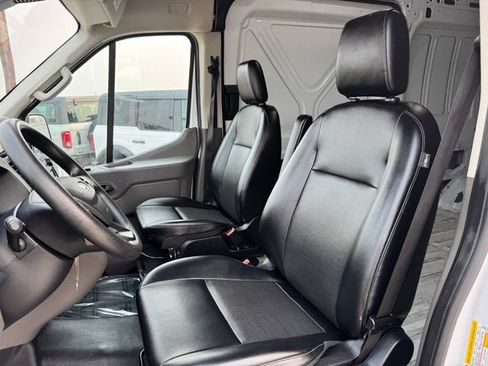 Used 2024 Ford Transit 250 148 High Roof RWD image 10