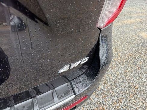 Certified 2023 Ford Explorer Limited image 10