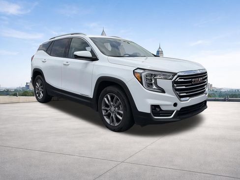 Used 2024 GMC Terrain SLT FWD image 7