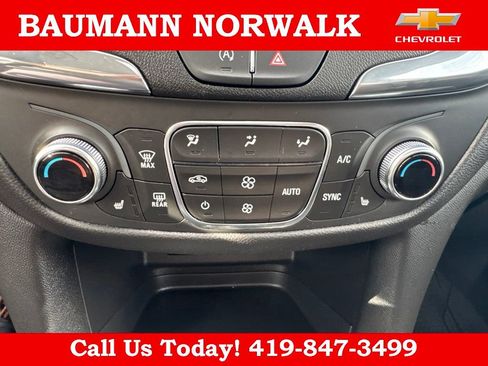 Used 2024 Chevrolet Equinox LT w/ LPO, Floor Liner Package FWD image 57