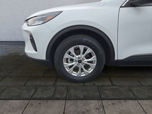 Used 2023 Ford Escape Active AWD/4WD image 26