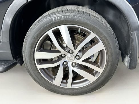 Used 2016 Honda Pilot Touring image 8