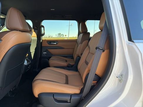 New 2026 Nissan Armada SL w/ Captain's Chari Seat Package image 16