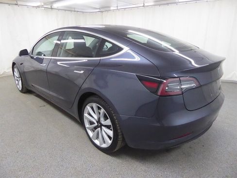 Used 2018 Tesla Model 3 Long Range image 5