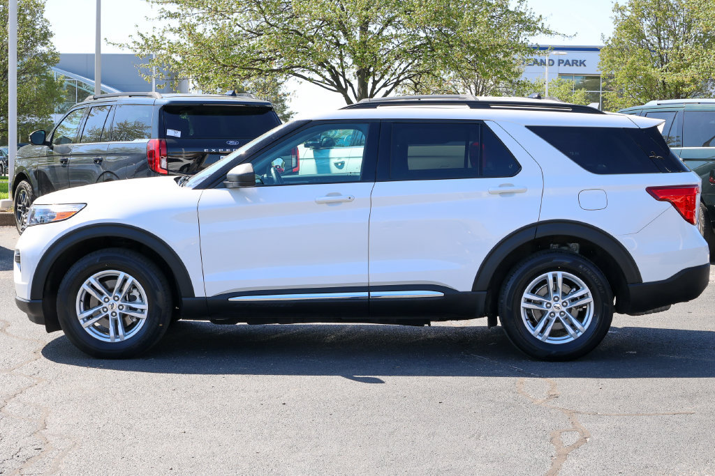 Certified 2023 Ford Explorer XLT w/ Class IV Trailer Tow Package AWD/4WD image 26