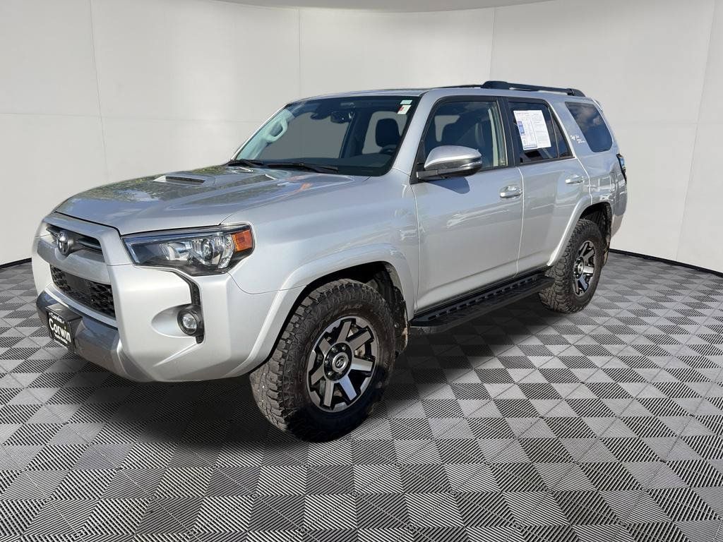Used 2024 Toyota 4Runner TRD Off-Road Premium w/ Moonroof Package AWD/4WD image 4