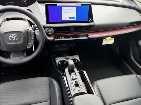 New 2026 Toyota Prius Plug-In Hybrid FWD image 15