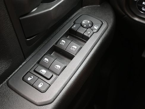 Used 2026 RAM 2500 Tradesman AWD/4WD image 25