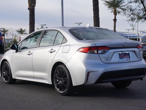 Used 2024 Toyota Corolla LE image 3