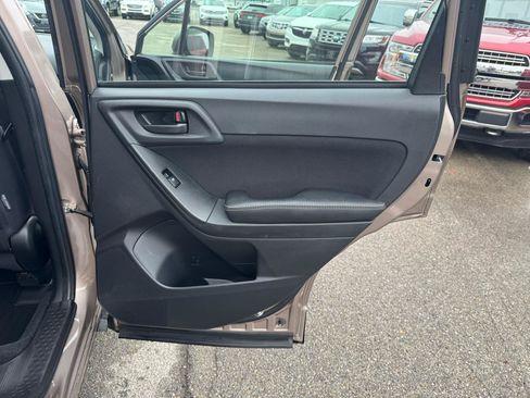 Used 2016 Subaru Forester 2.5i w/ Alloy Wheel Package AWD/4WD image 20