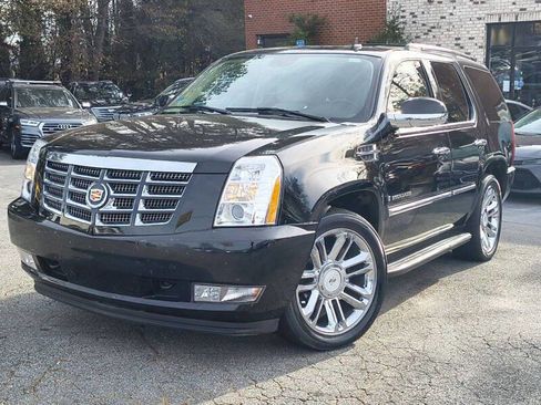 Used 2007 Cadillac Escalade AWD w/ Information Package image 1