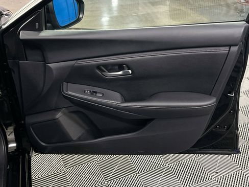 Used 2024 Nissan Sentra SV image 35