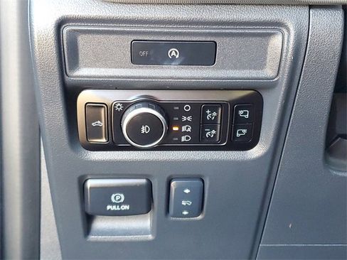 Used 2025 Ford F150 Lariat w/ Equipment Group 501A Mid image 21