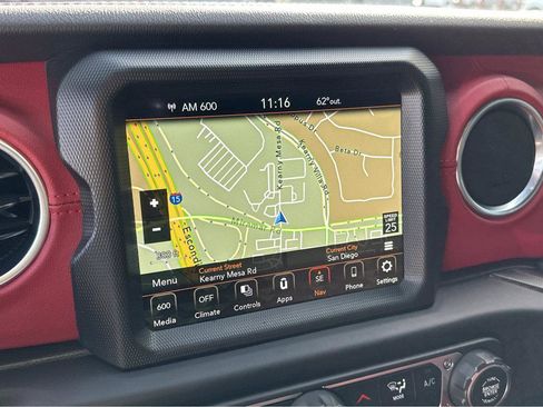 Used 2023 Jeep Wrangler Unlimited Rubicon 4xe image 5