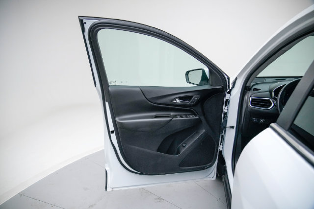 Used 2024 Chevrolet Equinox LT w/ LPO, Floor Liner Package FWD image 23
