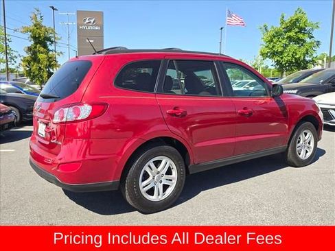 Used 2011 Hyundai Santa Fe GLS FWD image 3