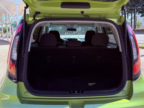 Used 2019 Kia Soul w/ Convenience Package image 9