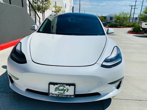 Used 2021 Tesla Model 3 Standard Range Plus RWD image 3