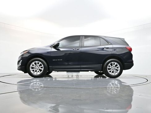 Used 2020 Chevrolet Equinox LS image 25