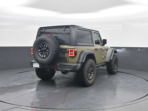 Used 2025 Jeep Wrangler Sport image 7
