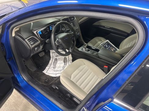 Used 2018 Ford Fusion S image 6