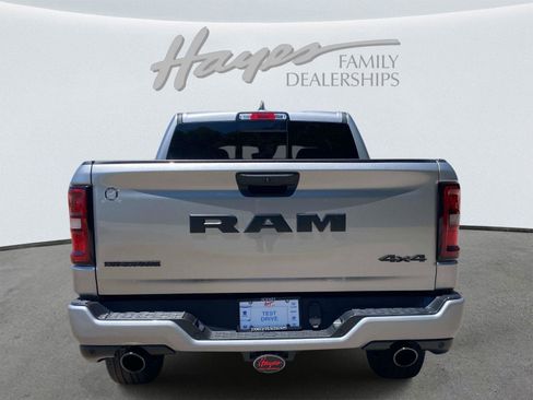 Used 2025 RAM 1500 Big Horn AWD/4WD image 4