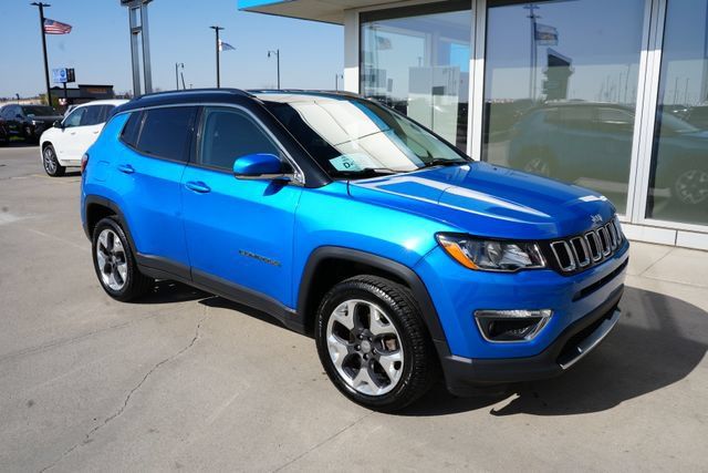 Used 2019 Jeep Compass Limited AWD/4WD image 30