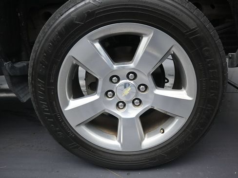 Used 2018 Chevrolet Silverado 1500 LT w/ All Star Edition RWD image 10