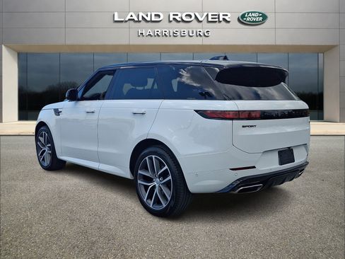 Used 2023 Land Rover Range Rover Sport SE Dynamic AWD/4WD image 2