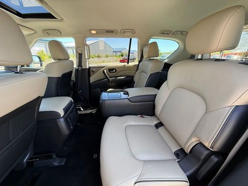Certified 2023 INFINITI QX80 Premium Select w/ Cargo Package AWD/4WD image 16