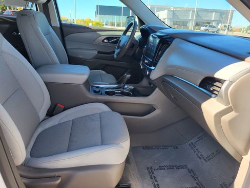 Used 2020 Chevrolet Traverse LT w/ Driver Confidence II Package image 20