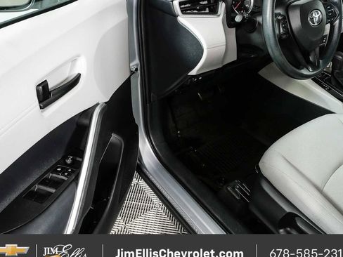 Used 2022 Toyota Corolla Cross L FWD image 7