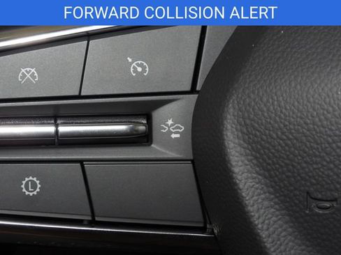 New 2026 Chevrolet Equinox ACTIV w/ Convenience Package III FWD image 17