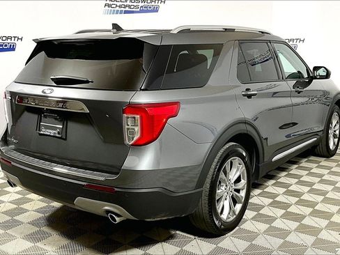 Certified 2024 Ford Explorer Limited image 9