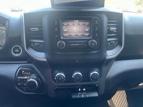 Used 2021 RAM 1500 Big Horn image 14