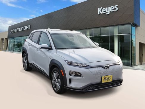 Used 2020 Hyundai Kona Limited FWD image 3