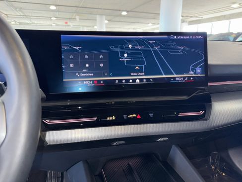 Certified 2024 BMW 530i 530i w/ Executive Package image 26