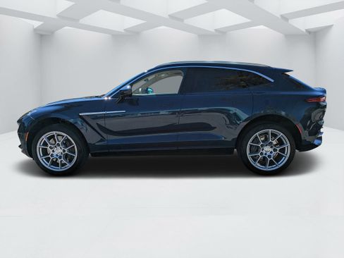 Used 2024 Aston Martin DBX image 6