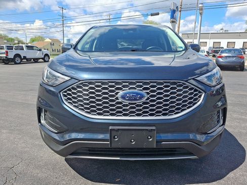 Certified 2023 Ford Edge SEL w/ Convenience Package AWD/4WD image 2
