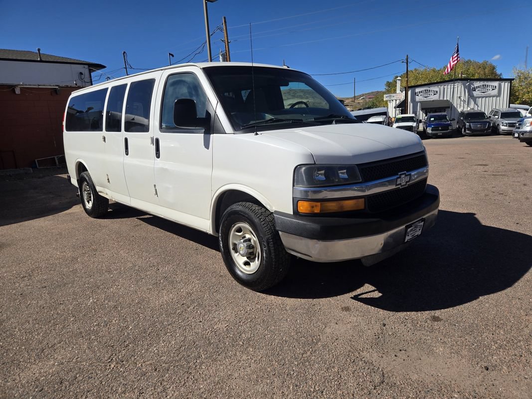 Used 2015 Chevrolet Express 3500 LT w/ LT Preferred Equipment Group RWD image 14