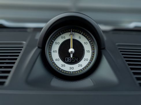 Certified 2024 Porsche 911 GT3 image 27