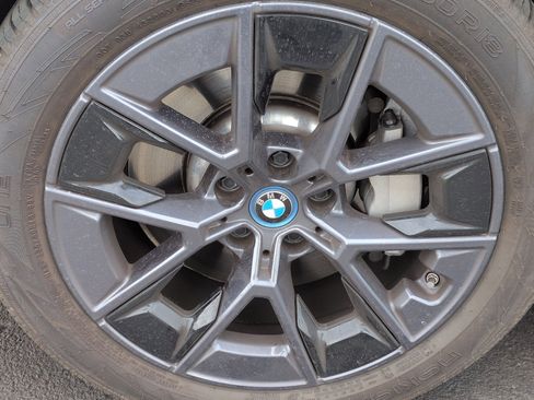 Used 2023 BMW i4 eDrive40 w/ Premium Package image 13