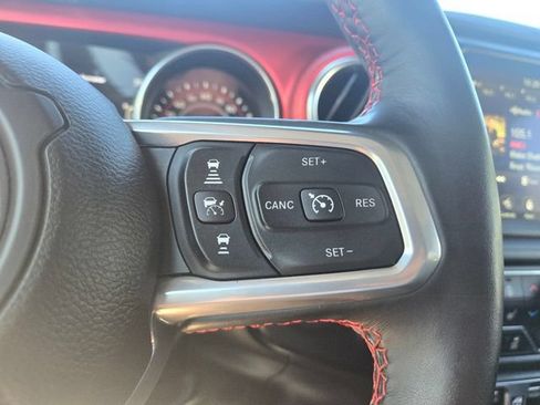Used 2021 Jeep Wrangler Unlimited Rubicon AWD/4WD image 26