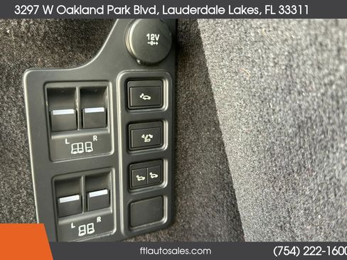 Used 2020 Land Rover Discovery HSE image 52